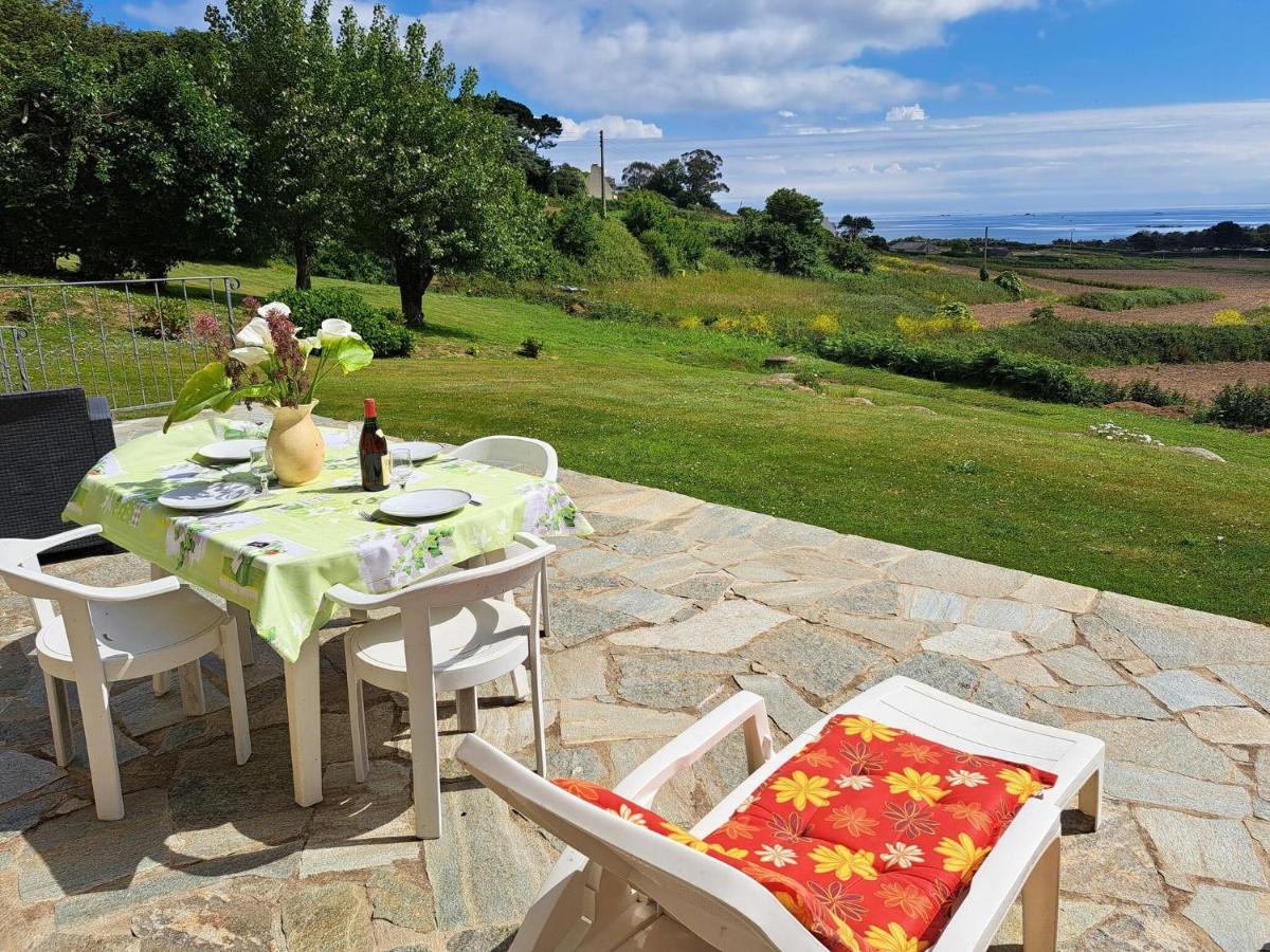 Breton Granite Stone House With Fantastic Sea Views Villa Saint-Pol-de-Léon Exteriör bild